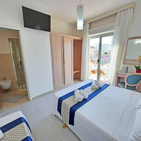 Margherita Hotel 3*